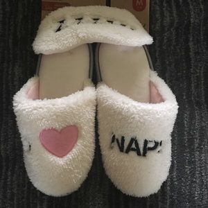 Women’s Memory Foam Slippers & Eyemask Set